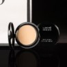 Lakme Absolute White Intense Wet and Dry Compact, Almond Honey